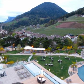 Traumhafter Ausblick vom „Dolce Vita Alpiana Resort“ - © Anke Sieker