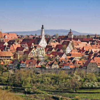  - (c) Rothenburg Tourismus Service