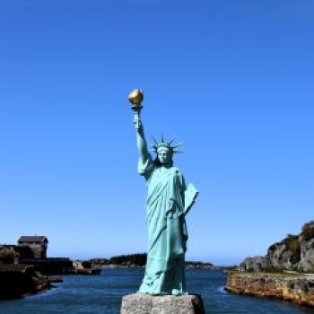 Aus der Mine stammt auch das Kupfer, aus dem die Freiheitsstatue errichtet wurde. Eine kleine Kopie der Figur erinnert in Visnes daran - (c) Gabi Vögele