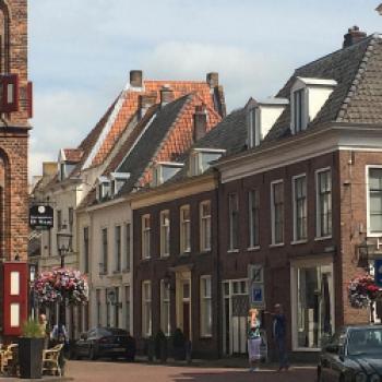 Neun historischen Hansestädte in Holland zeigen den damaligen Reichtum der Hansezeit und haben heute im Kontrast dazu zahlreiche moderne Museen, Restaurants, Cafés und Bars und viele Sterneküchen - (c) Holländische Hansa Städte