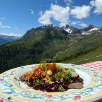 13. Kulinarischer Jakobsweg in Paznaun/Tirol - Martin Sieberer eröffnet beim 13. Kulinarischen Jakobsweg die Genuss-Wandersaison in Paznaun - (c) Sabine Zoller