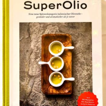 Wer noch mehr über Olivenöl erfahren möchte, der findet das im Buch „SuperOlio“ von Michaela Bogner - (c) Gabi Dräger
