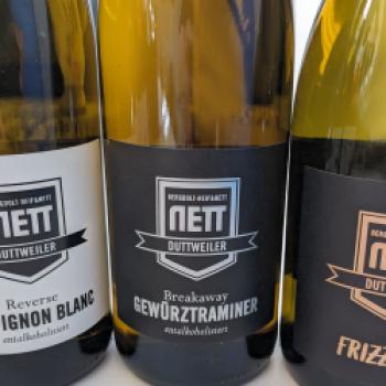 Mit sensiblem Fingerspitzengefühl werden im pfälzischen Weingut Bergdolt-Reif & Nett Tradition und Moderne kombiniert - (c) Carola Faber