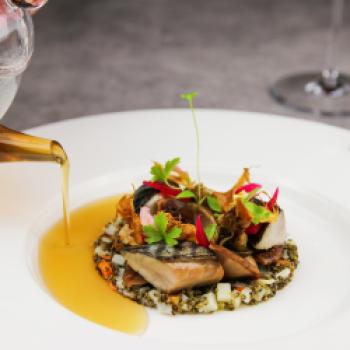 Ein kulinarischer Hotel-Ankerplatz mit Sterne-Restaurant - das Living Hotel Düsseldorf - (c) Living Hotels