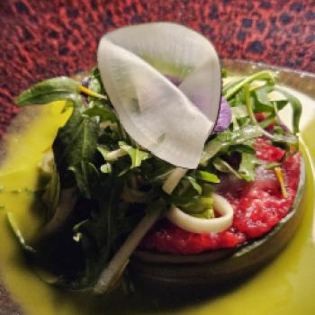In einem Heidelberger Verlagsgebäude aus den achtziger Jahren hält bis April ein Pop-up-Restaurant mit hohen kulinarischen Ansprüchen Einzug - (c) Klaus Pfenning