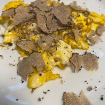 Omelette mit Trüffel im Restaurant La Tana del Lupo - (c) Thomas Rentschler