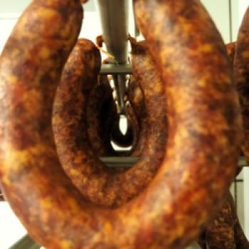 Die Vielfalt an hausmacher Wurst ist in der Vulkanregion Vogelsberg besonders hoch - (c) Jörg Bornmann