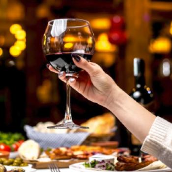 Die besten Weinsorten für Steak, Lamm und rotes Fleisch
