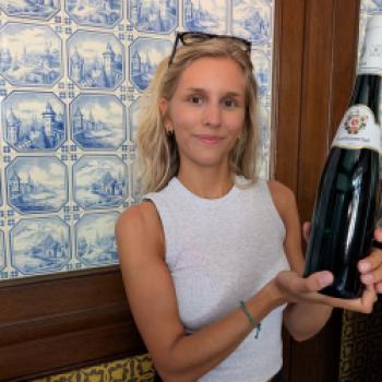 Karthäuserhof: Wo sieben Jahrhunderte im Glas nachwirken - 1335 gründeten Karthäusermönche den Weinbaubetrieb, seit 1811 befindet sich das Gut in siebter Generation in Familienhand - (c) Carola Faber