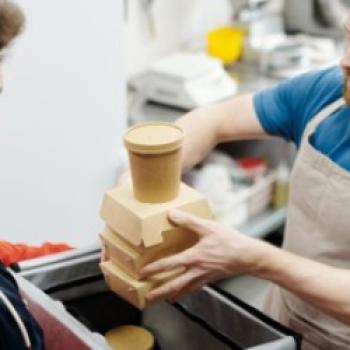 To-Go-Verpackungen in der Gastronomie: Worauf es beim Außer-Haus-Genuss ankommt - (c) Norma Mortenson auf Pexels