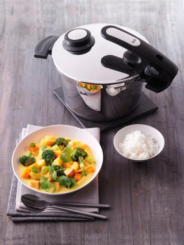 Schnelles Kürbis-Curry aus dem Schnellkochtopf - (c) Fissler Schnelles Kürbis-Curry aus dem Schnellkochtopf - (c) Fissler