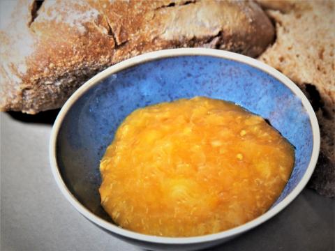 Mandarinenmarmelade mit Vanille - (c) Jörg Bornmann Mandarinenmarmelade mit Vanille - (c) Jörg Bornmann