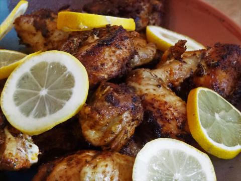 Delikates Hühnchen nach spanischer Art - (c) Jörg Bornmann Delikates Hühnchen nach spanischer Art - (c) Jörg Bornmann