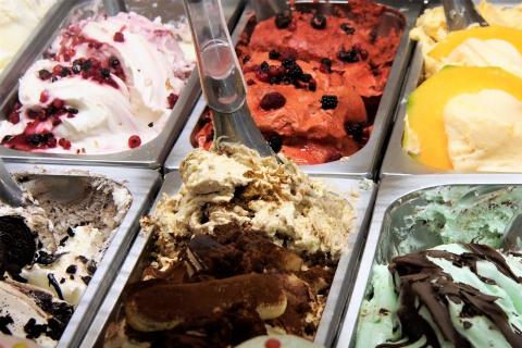 Eisdielen muss man in Wien unbedingt besuchen, das gehört im Sommer einfach dazu. Ein Geheimtipp ist der <a href="http://www.gelato.at/" target="_blank">Eissalon am Schwedenplatz</a> - (c) Jörg Bornmann