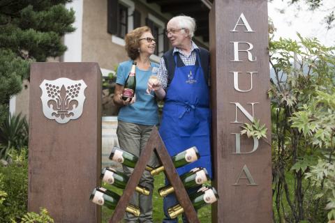 Sektkellerei Arunda in Mölten - <a href="https://www.genussfreak.de/kokos-spinat-suppe-mit-jakobsmuscheln" target="_blank">weitere Infos zum Weingut und der dort produzierten Weine</a> - (c) Sektkellerei Arunda