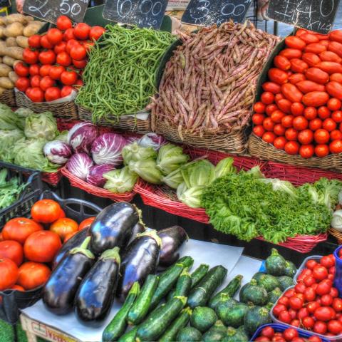 Melitzánes yahní - <a href="https://www.genussfreak.de/melitzanes-yahni" target="_blank">zum Rezept</a> - (c) Pixabay Melitzánes yahní - <a href="https://www.genussfreak.de/melitzanes-yahni" target="_blank">zum Rezept</a> - (c) Pixabay