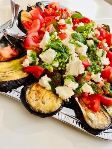 Auberginen-Tomaten-Salat mit Feta - (c) Barbara Basteck