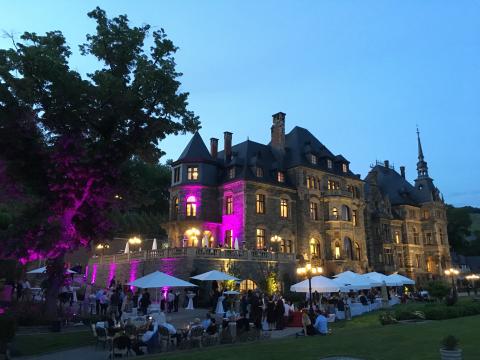 Mythos Mosel - 480 Magnumflaschen für die Eröffnungsparty - (c) Ansgar Schmitz